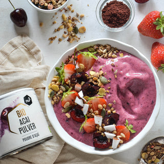 Breakfast-Bowl mit Acai Breakfast-Bowl mit Acai