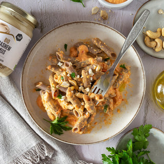 Vegane Pasta mit Paprika und Cashew Vegane Pasta mit Paprika und Cashew