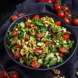 Veganer Nudelsalat mit süßem Senf-Dressing Veganer Nudelsalat mit süßem Senf-Dressing