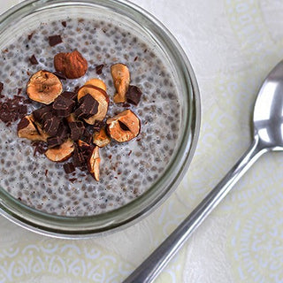 Chia-Pudding mit Haselnüssen und Protein-Kick Chia-Pudding mit Haselnüssen und Protein-Kick
