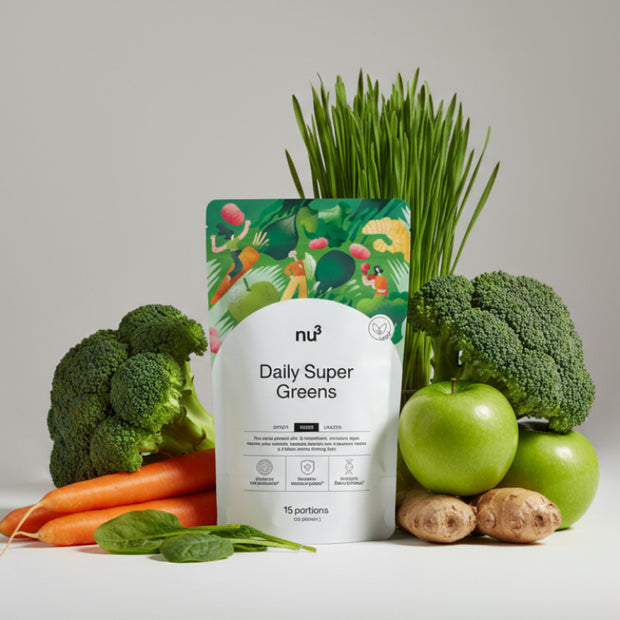 Greenspulver mit Obst und Gemüse