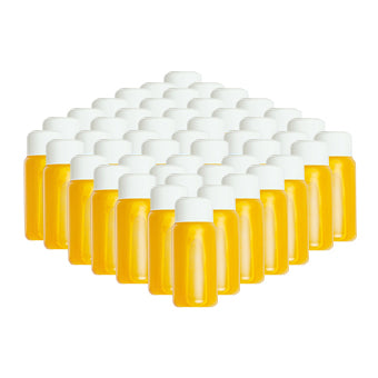 Herkömmliche Ingwer-Shots aus dem Supermarkt in Plastik-Fläschchen