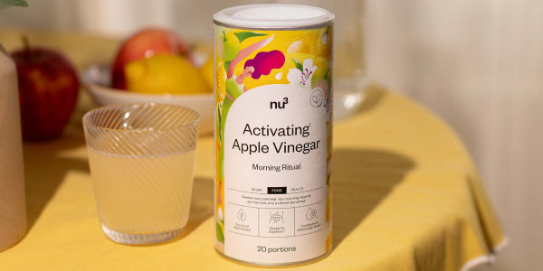 Getränk mit nu3 Activating1 Apple Vinegar