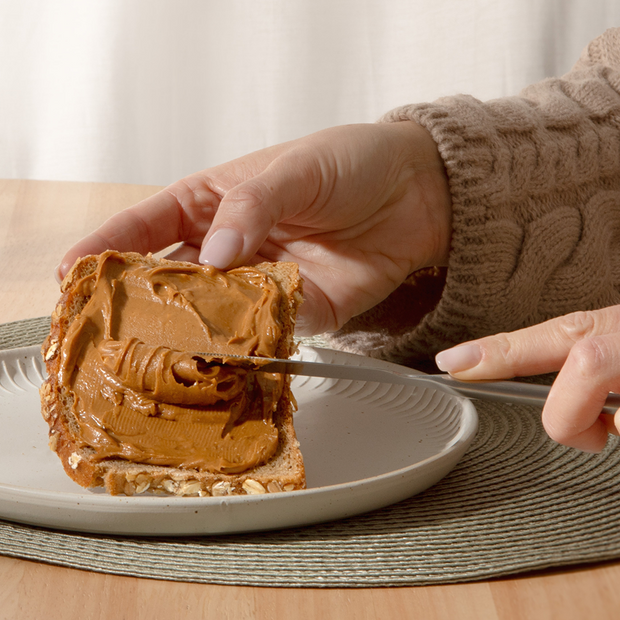 c/b/f/f/cbffc13bede51a71433e882df5e11929e7d576f4_Organic_Peanut_Butter_Crunchy_03.png